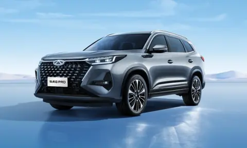 11.99万起！2025款瑞虎8 PRO降价增配掀翻中型SUV牌桌