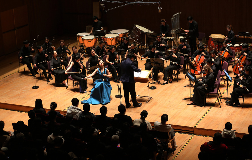 追忆二胡大师闵惠芬，陆轶文：我在努力向老师靠拢